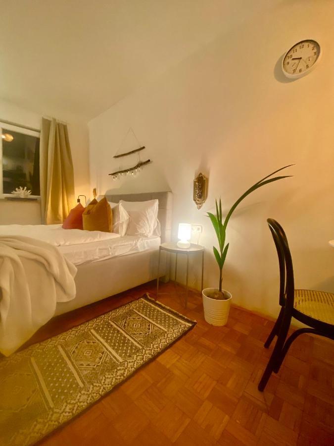Modern Couples Coastal Getaway Mm Apartment Crikvenica Bagian luar foto