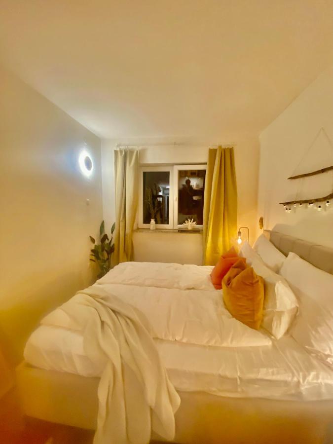 Modern Couples Coastal Getaway Mm Apartment Crikvenica Bagian luar foto
